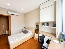 SIAK KEW AVENUE (D13), Terrace #565168571